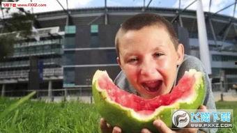 娱乐吃瓜小男孩是谁,他是谁?为何成为网络红人?